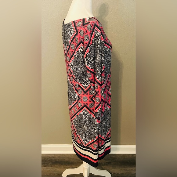 VINCE CAMUTO Pink and Navy Mandala Dress Size 12 Excellent Condition - Picture 5 of 12